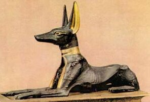 Фараонова собака. Статуя.
